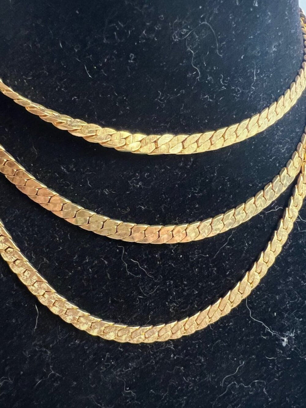 Goldette Gold Tone Triple Chain Necklace Textured Braided Vintage Clasp - Picture 5 of 9